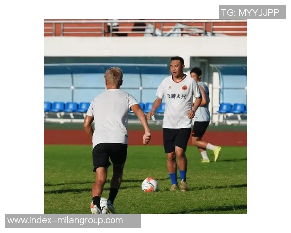 刘闻超假期归澳与波帅会面探讨未来发展计划