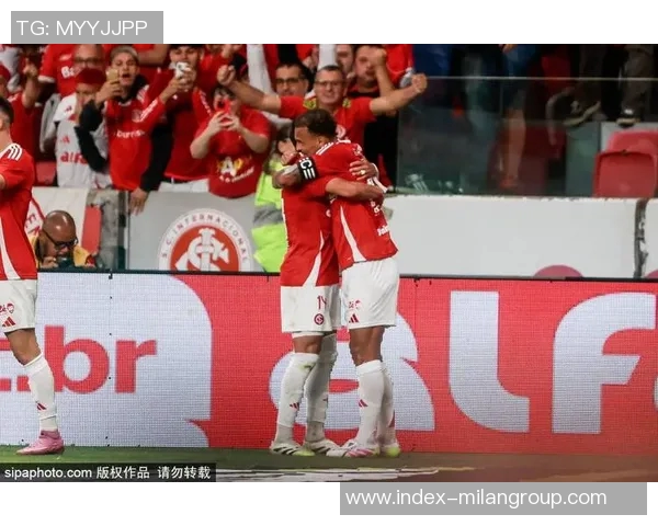 巴媒报道费利佩路易斯续约谈判遇阻因教练组合同问题