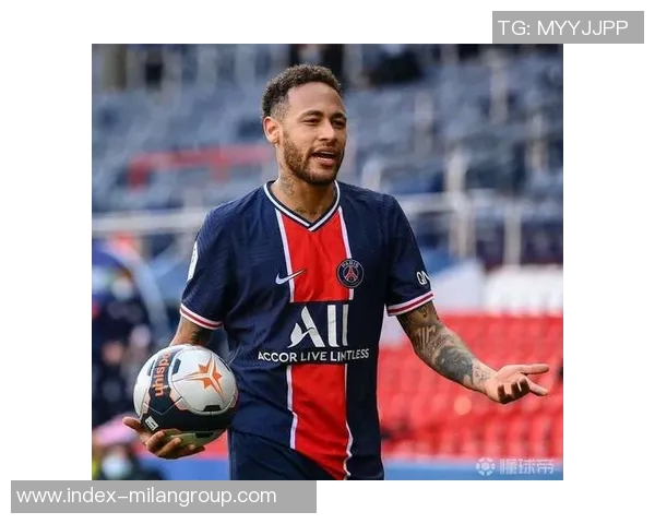 费内巴切对22岁中卫贝拉尔多表现出浓厚兴趣与巴黎展开初步谈判 费内巴切对22岁中卫贝拉尔多表现出浓厚兴趣与巴黎展开初步谈判