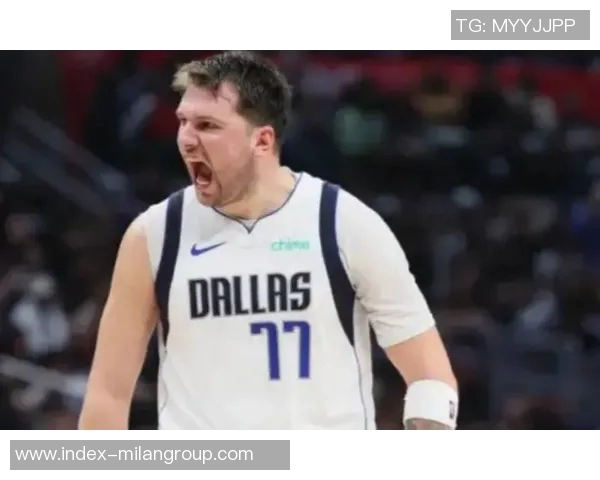 东契奇盛赞詹姆斯重振比赛风采其高效表现令人叹服无所不能 东契奇盛赞詹姆斯重振比赛风采其高效表现令人叹服无所不能